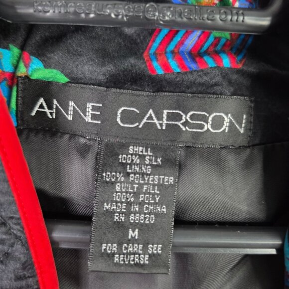 Womens Anne Carson Quilted 100% Silk Jacket With Festive Print & Red Trim Size M - Picture 2 of 7